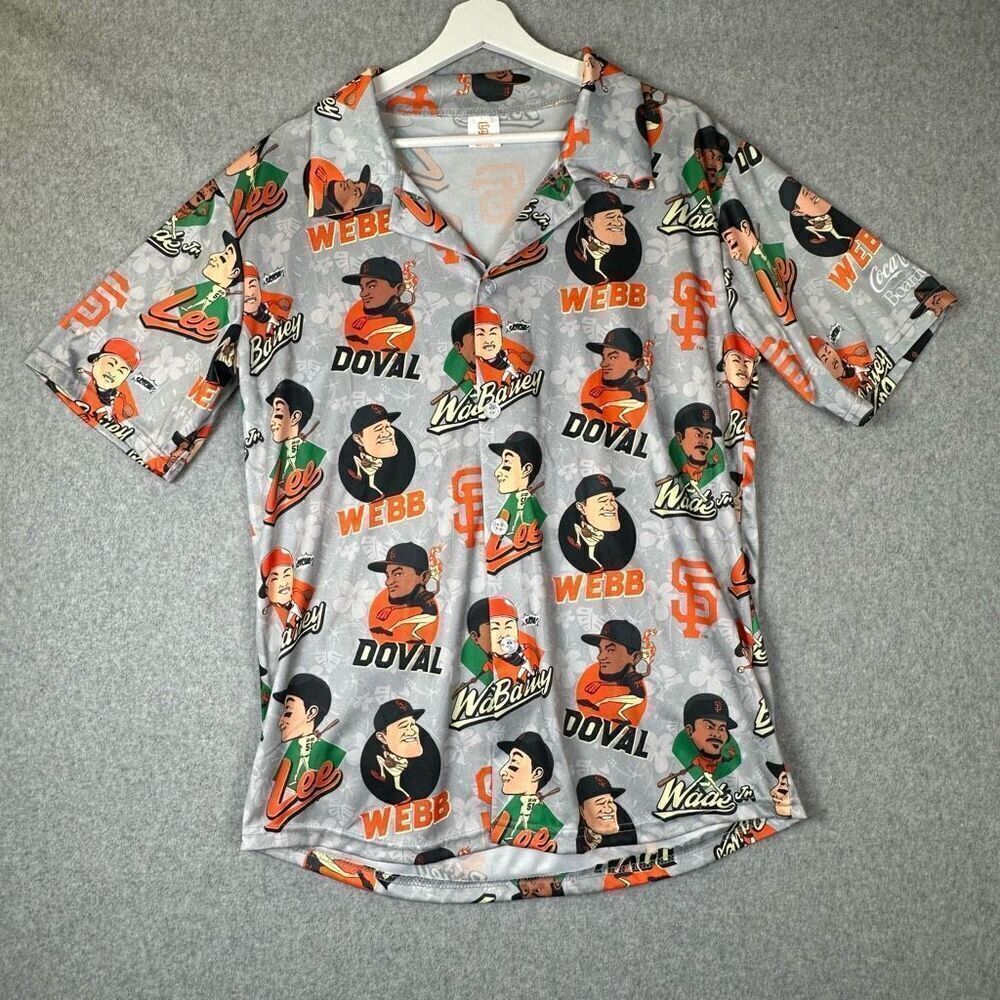 SF Giants baseball button front shirt mens Medium hawaiian sports gorpcore